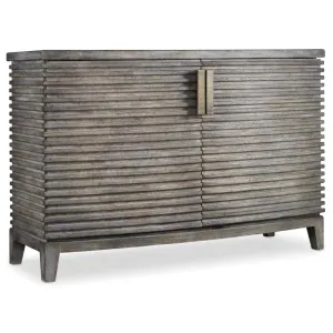 Delano Chest