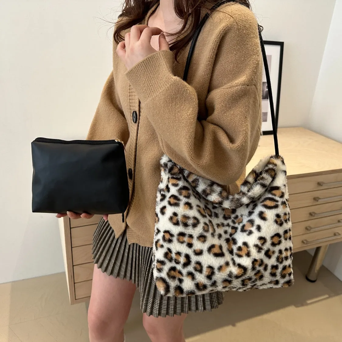 Leopard Furry Shoulder Bag