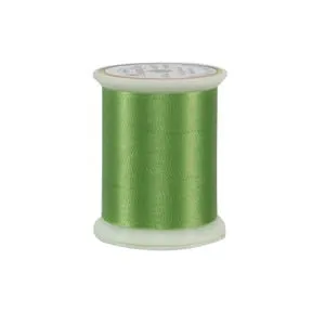 MAGNIFICO - 40wt Polyester 500 yd Thread - 2098 Honeydew