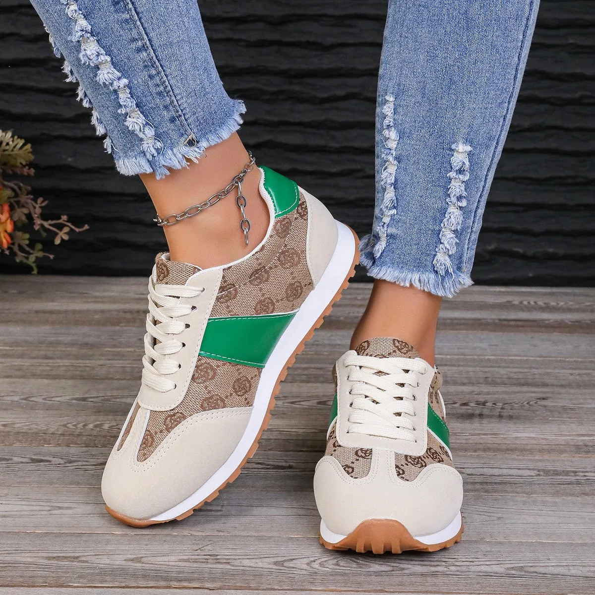 Women's Round Toe Flat Sneakers